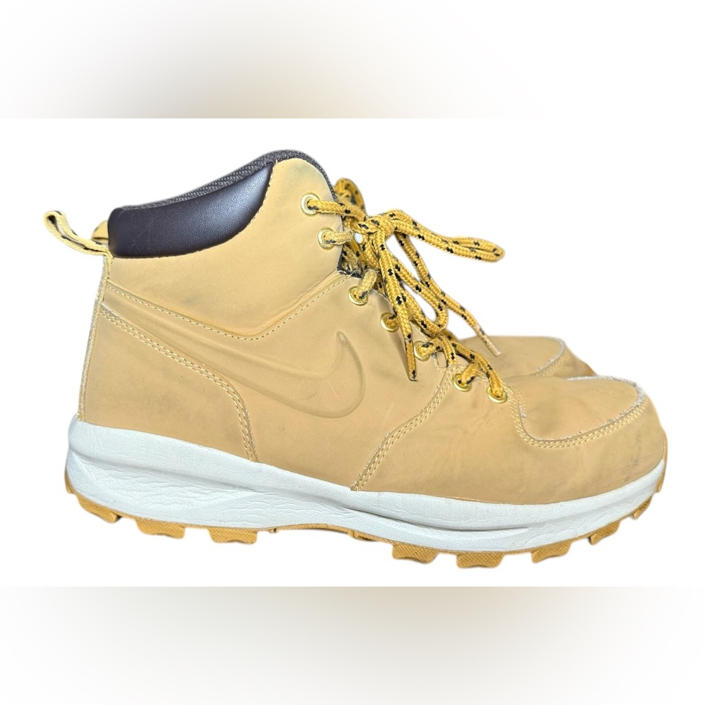 Nike Manoa Men’s Leather Boots Size 9
